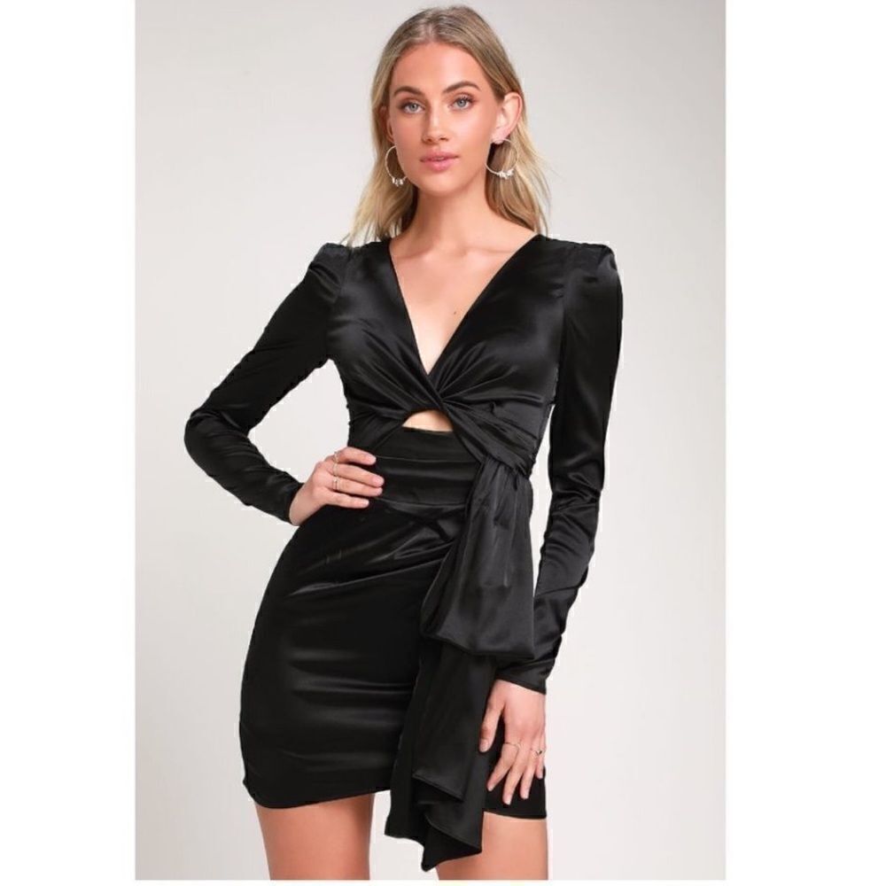 Lulu’s Pulse of the Night Sayin Cutout Mini Dress Black S